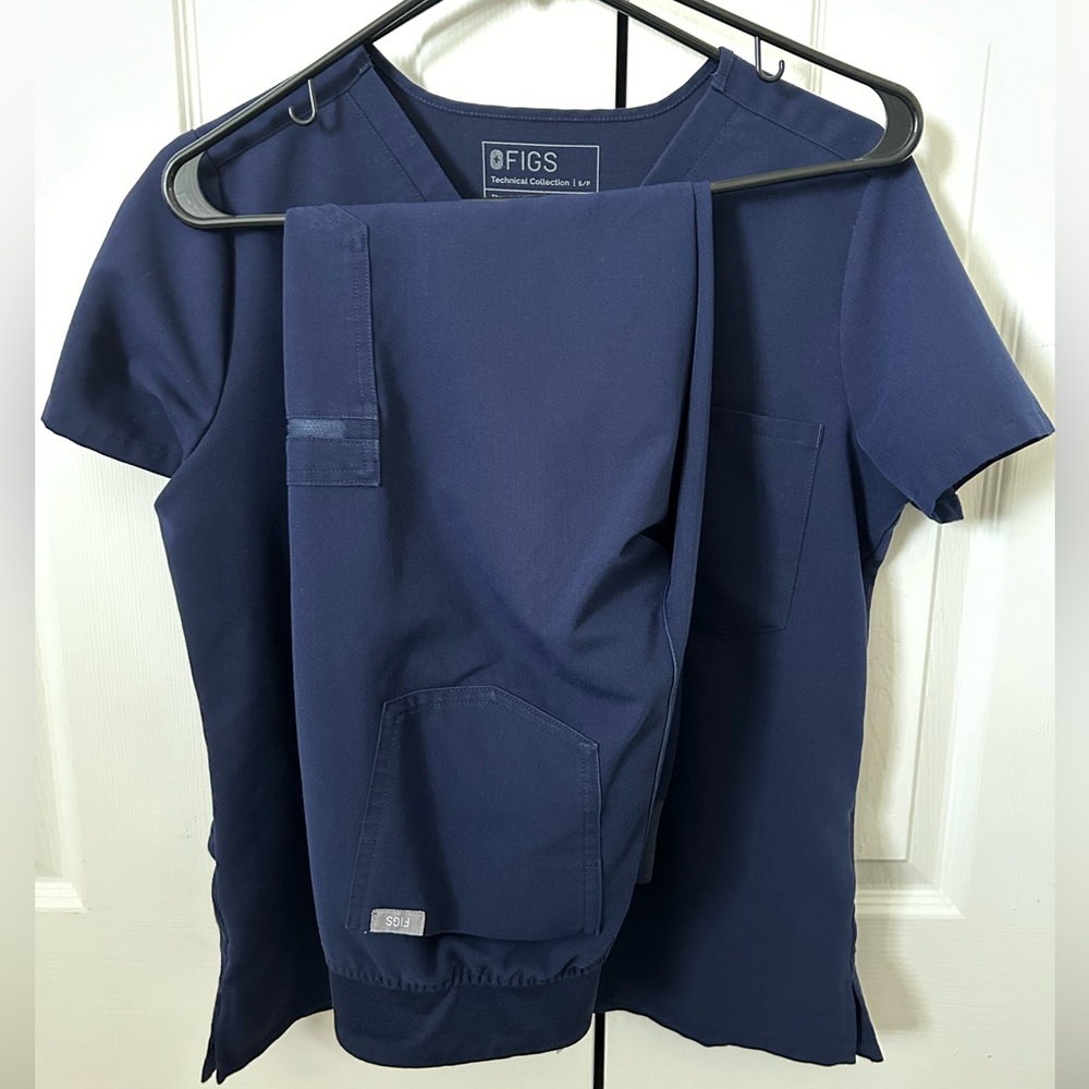 Figs Navy Women’s Catarina/Zamora Scrubs